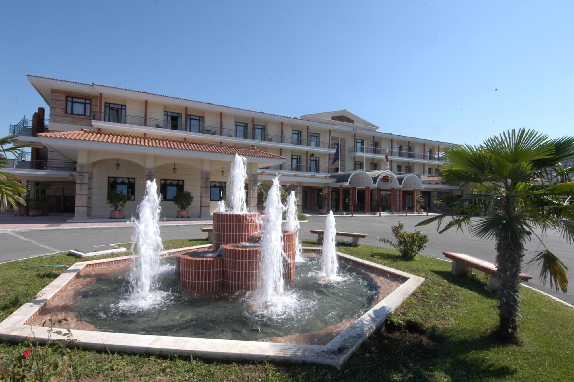 Hotel Aiges Melathron Верия Экстерьер фото