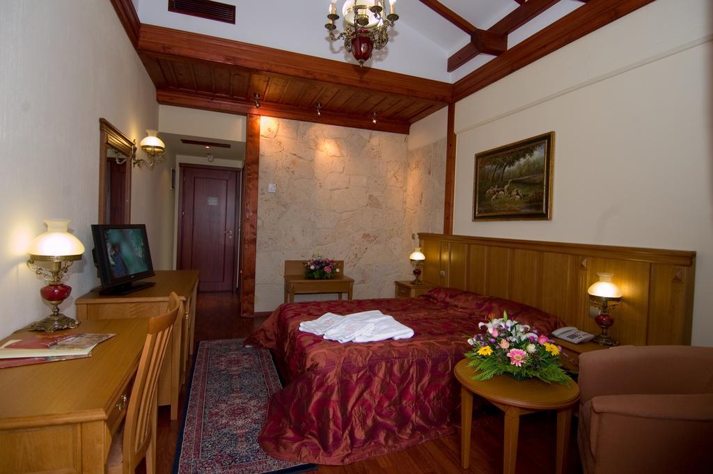 Hotel Aiges Melathron Верия Экстерьер фото